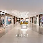 Luxury Little Gem Mercury Tower W Rooftop Pool By Arco Collection *
