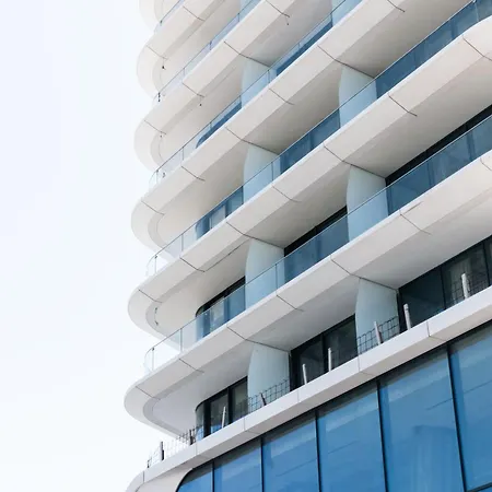 Luxury Little Gem Mercury Tower With Rooftop Pool By Arcobnb Lägenhet