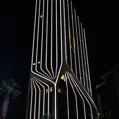 Luxury Little Gem Mercury Tower With Rooftop Pool By Arcobnb *