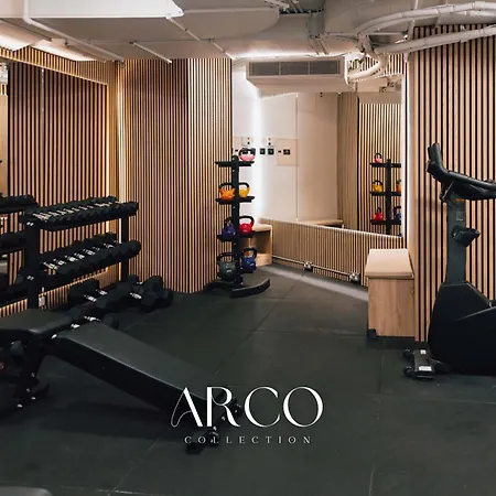 Luxury Little Gem Mercury Tower W Rooftop Pool By Arco Collection 아파트 *