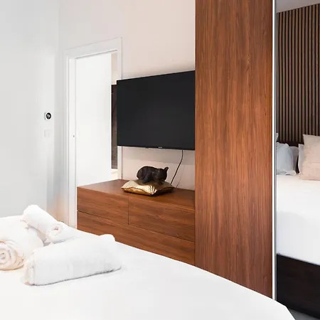 Luxury Little Gem Mercury Tower W Rooftop Pool By Arco Collection Appartement San Ġiljan