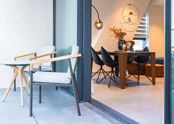 Luxury Little Gem Mercury Tower W Rooftop Pool By Arco Collection アパート *