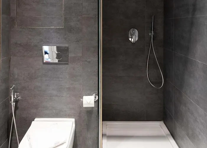 Luxury Little Gem Mercury Tower W Rooftop Pool By Arco Collection