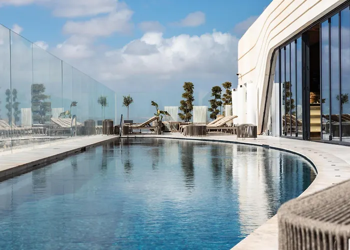 Luxury Little Gem Mercury Tower W Rooftop Pool By Arco Collection Saint Julian's