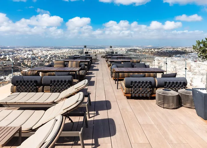 Luxury Little Gem Mercury Tower W Rooftop Pool By Arco Collection アパート