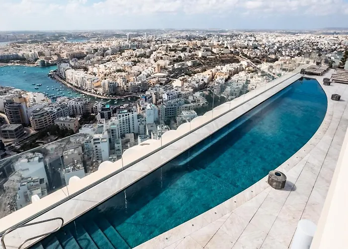 Luxury Little Gem Mercury Tower W Rooftop Pool By Arco Collection